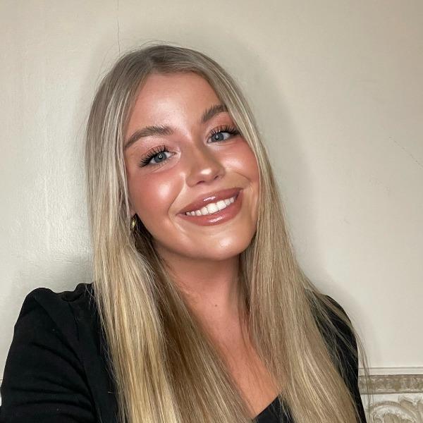 Alexus Olive